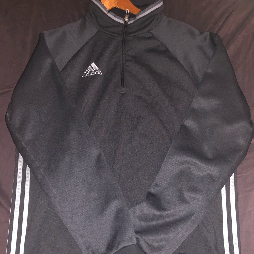Adidas sweater